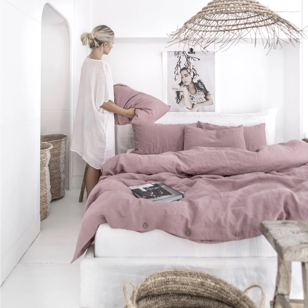 Magic Linen woodrose king duvet cover